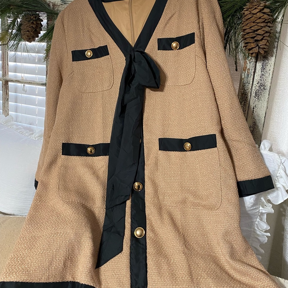 Elegant Tan Coat with Black Accents